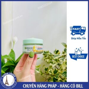 Kem dưỡng và làm sáng da Garnier Vitamine C